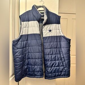 NFL Dallas Navy and Light Gray Quilted Reversible Puffer Vest